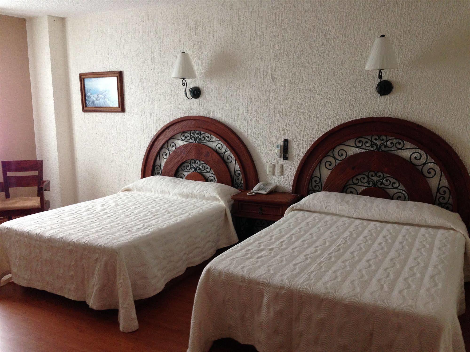 Collection O Hotel Quinta Antigua Lázaro Cárdenas Zewnętrze zdjęcie