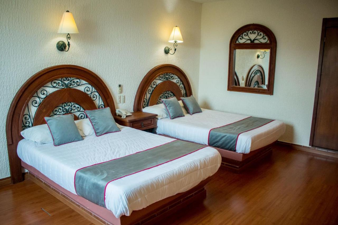 Collection O Hotel Quinta Antigua Lázaro Cárdenas Zewnętrze zdjęcie