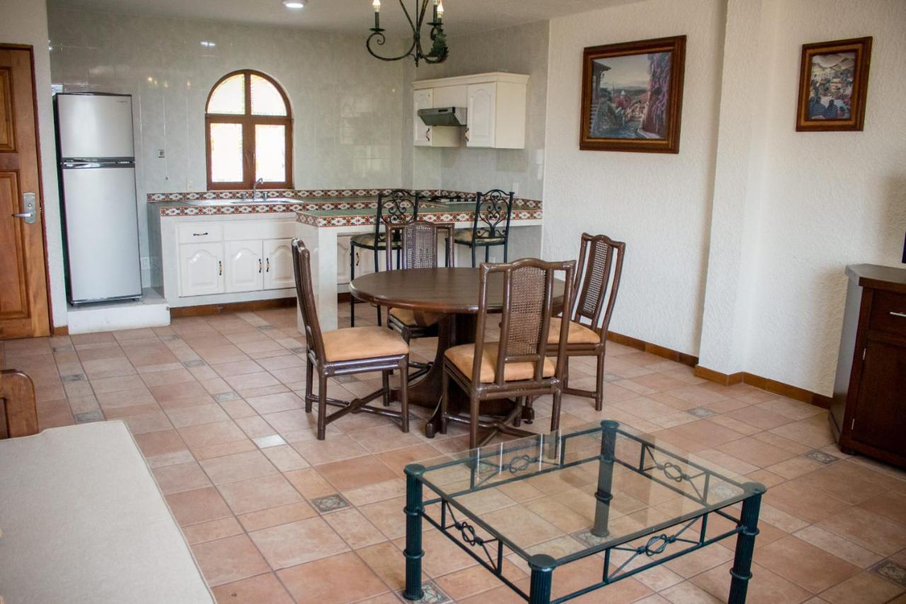Collection O Hotel Quinta Antigua Lázaro Cárdenas Zewnętrze zdjęcie