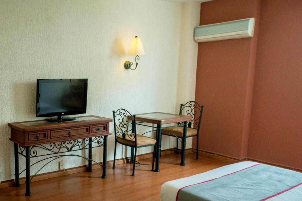 Collection O Hotel Quinta Antigua Lázaro Cárdenas Zewnętrze zdjęcie