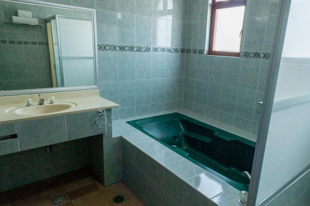 Collection O Hotel Quinta Antigua Lázaro Cárdenas Zewnętrze zdjęcie